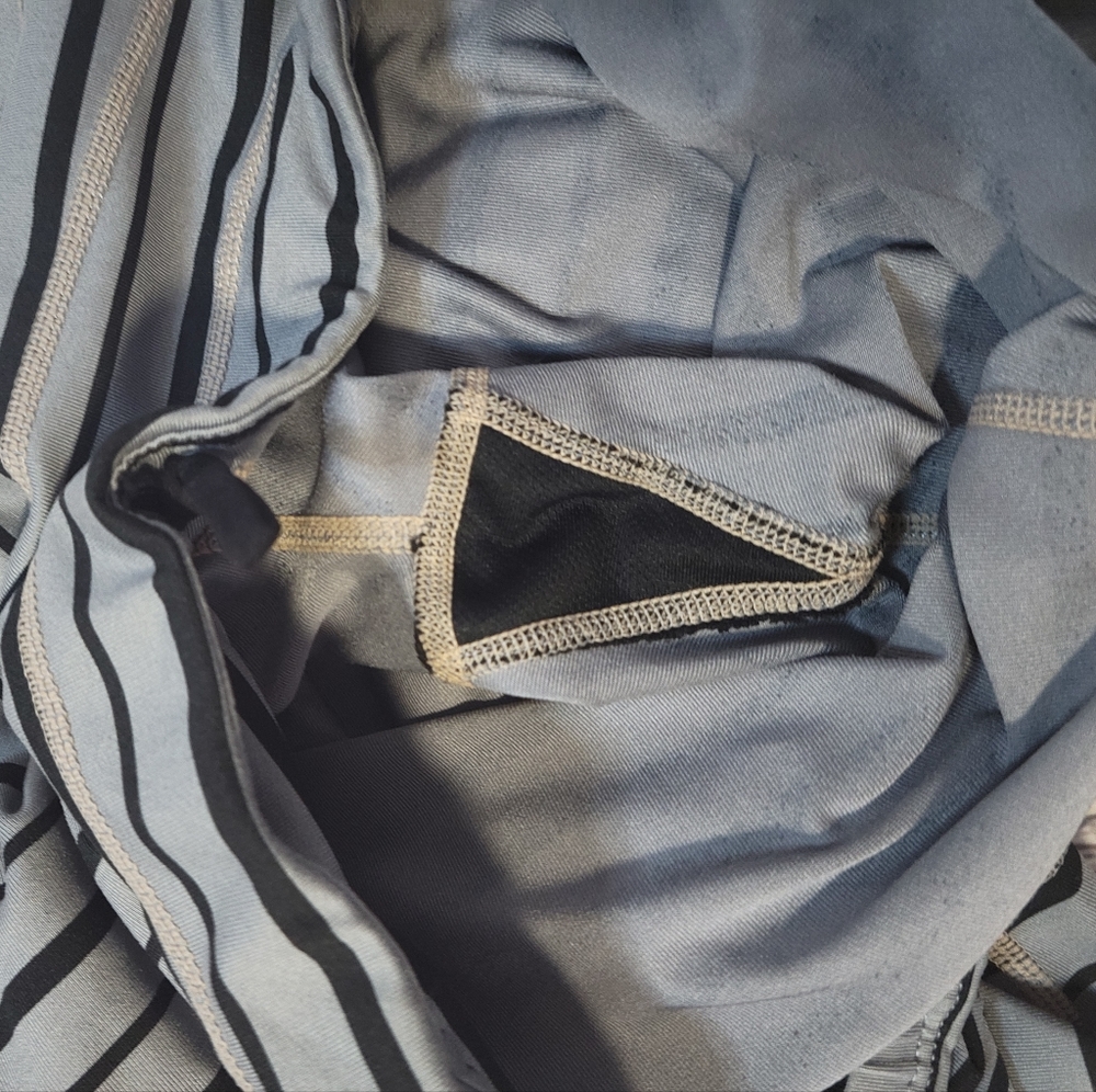 Athleta Relay M stripped skinny leggings - Picture 6 of 7